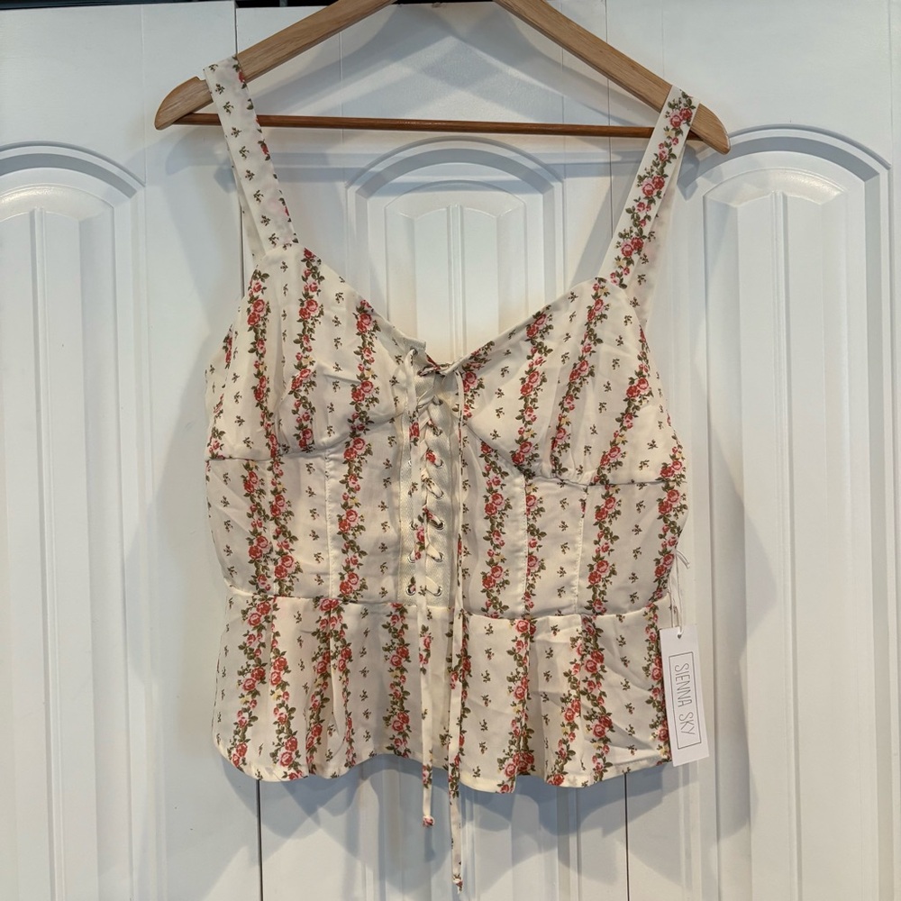 Sienna Sky Ivory Floral Lace Up Tank Top Size XL